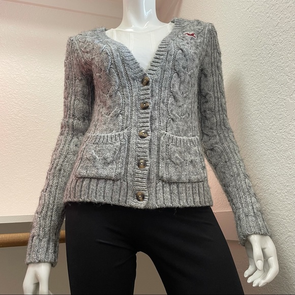 HOLLISTER •Marled Gray Wool blend Fitted Cable Knit Button Up Sweater Sz S-M - Picture 3 of 7